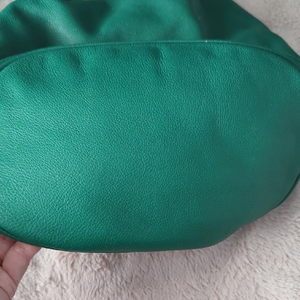 Sold - Picture 7 of 8